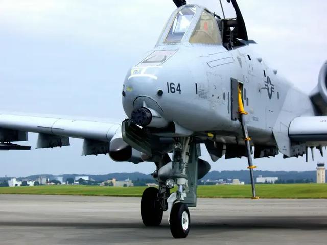 俄轰炸机部署北极覆盖美全境,美军又卷入政变,美担心危机难终止