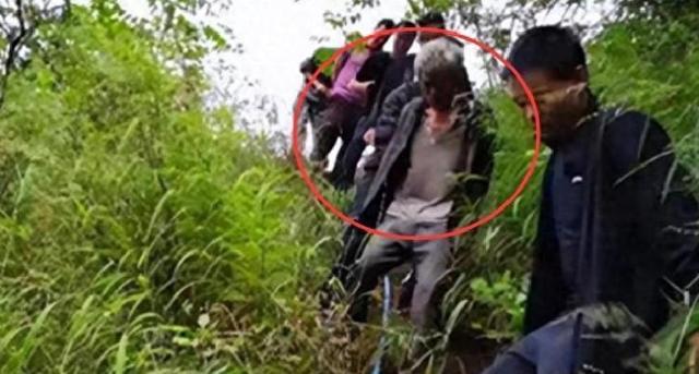 云南山中出现“野人”，高达1.75米，警方抓获后激动不已