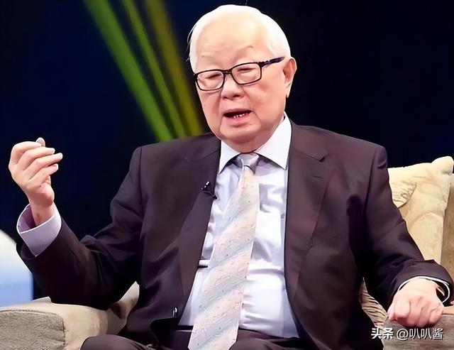 75岁芯片大佬潜逃美国！带核心技术机密	，中国半导体暗战再添变数