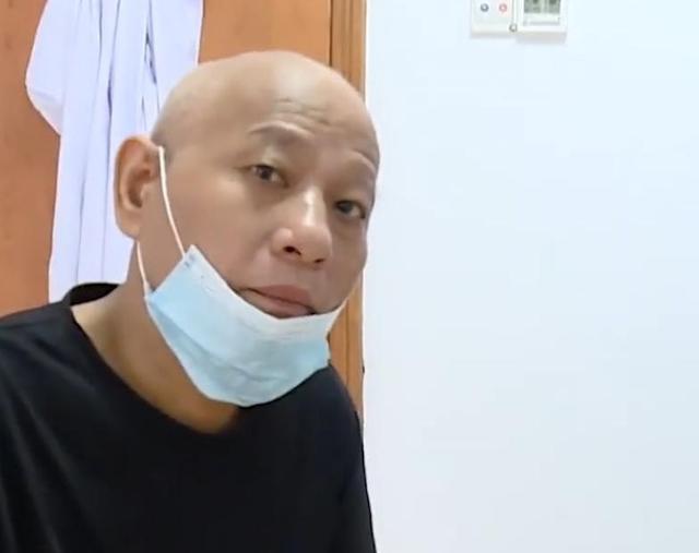 捐肾救妻的模范丈夫，12年后住院发现双肾都在，子女表示无法接受