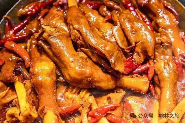 约好国庆游榆林 | 双节将至，这份 “好玩到爆” 的二日游攻略来了，闭眼冲~