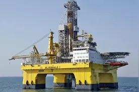 苏岩礁有新进展，海上巨型建筑拔地而起，新设备令韩夜不能寐图片