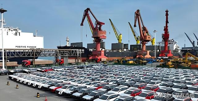 美国上半年货物贸易出口额7805亿美元，再看中国，差距不是一般大