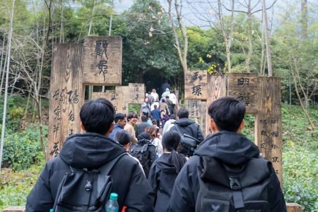 研学、健身、登山、赏景…周末的明月山也太热闹了！