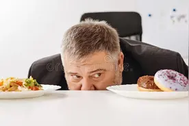 吃饭满头汗，一生都白干！中医教你，固摄汗液，守住精气图片