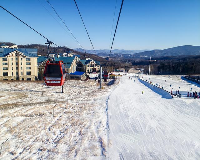 国内8大高颜值滑雪胜地推荐，逃离喧嚣，奔赴一场冰雪之约！