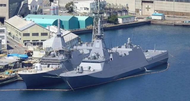 高市早苗在中国面前，按下扩军备战加速键，日本撕下了最后的伪装