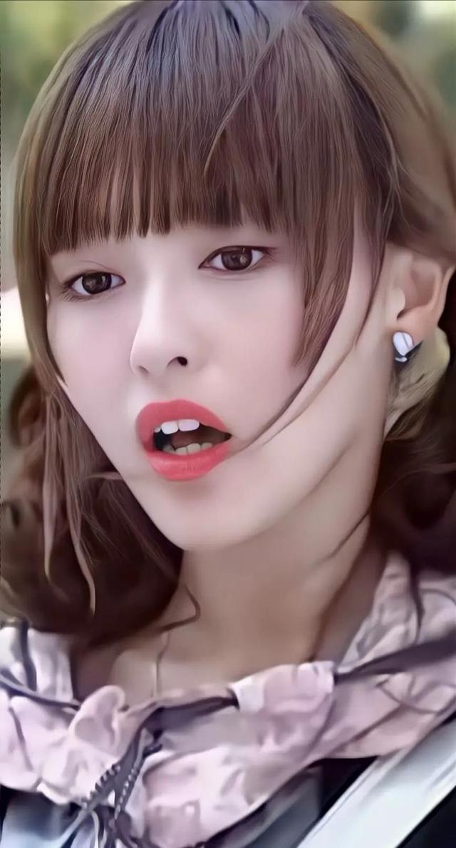 离过年仅1月	，42岁唐嫣再官宣喜讯，让罗晋和整个娱乐圈刮目相看