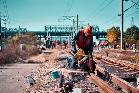 作为铁路职工，浅谈铁路内“白夜休休”的排班制度是否违反人性图片