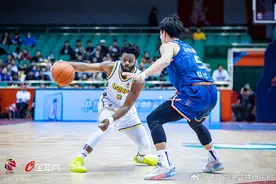 CBA不养废材！王博下狠手，广厦已裁掉沃顿，第三外援已经在路上图片