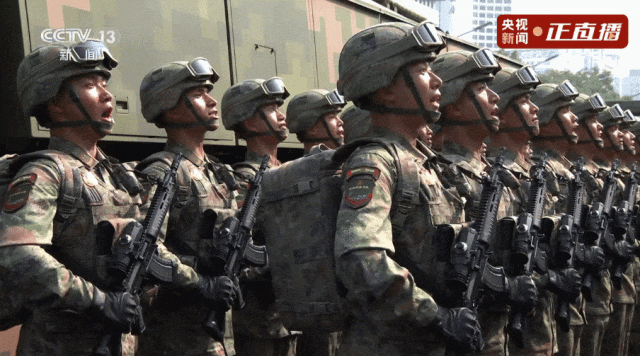 一场阅兵暴露江湖地位！陈梦、苏炳添都已到场，全红婵罕见缺席