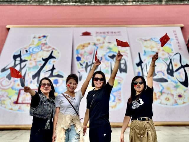 沈阳故宫参观人数提前61天突破522万 延长服务时间达129小时