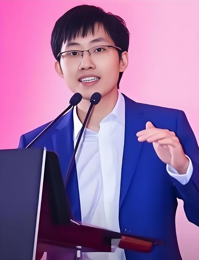 又一企业巨头“暴雷”！三高管腐败套走1.18亿，Deepseek被拖下水