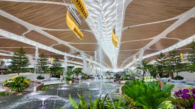 广州白云T3航站楼启用：全国最大单体机场诞生，岭南花城新地标