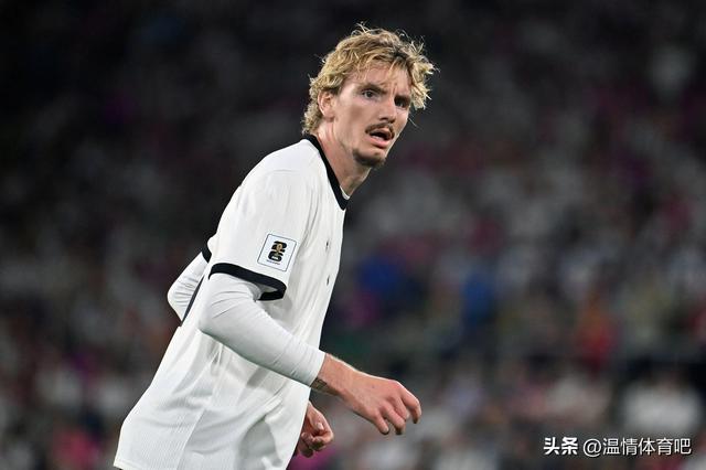 英超回归！7位强援盼首秀！三大看点：两组隔空对话+曼市德比来袭