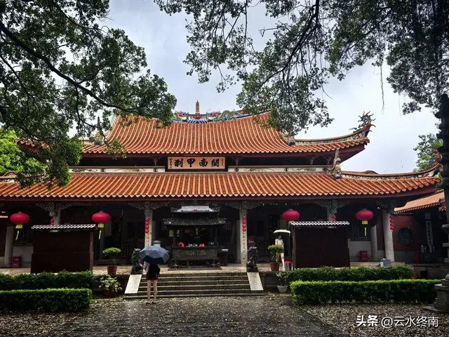 太爽了：7平方公里老城有8处世界遗产，都是免费！半城烟火半城仙