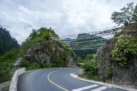 十八，甘南迭部铁尺村，深山秘境山路险峻十八弯，老婆吓得腿软图片