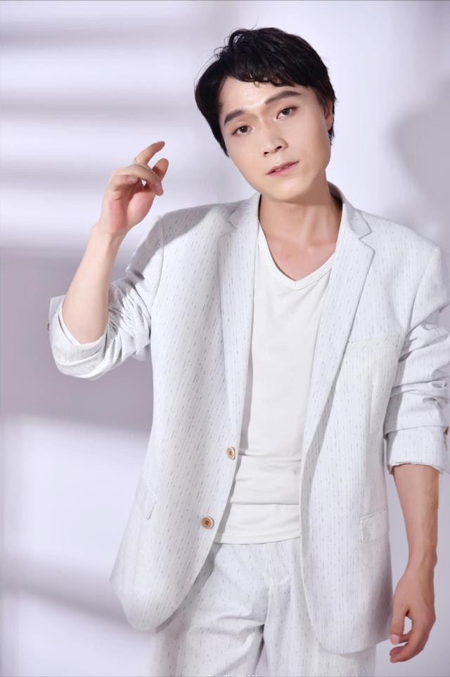 草根演员张艺洋：曾与李雪健合作，34岁被枪毙，成中国娱乐圈首例