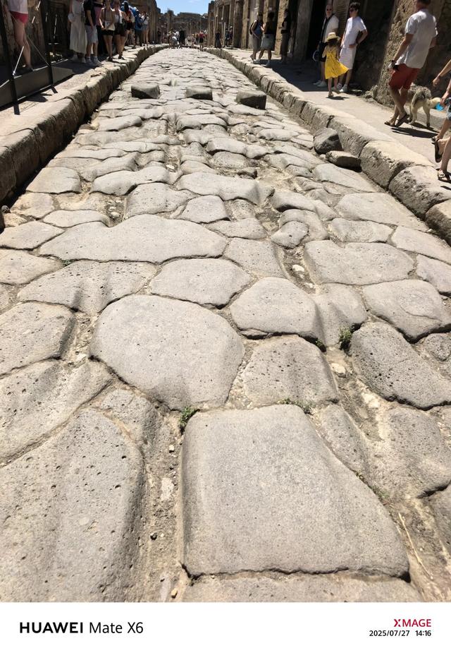 游意大利庞贝古城