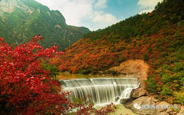 两当村超“狂奔”指南！足球+旅游，这样玩才够“燃”！