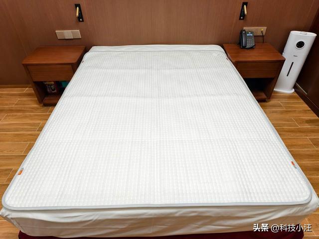 双温区可水洗，还支持除螨除湿，米家新款电热毯开箱体验