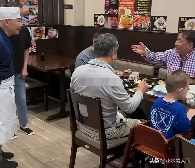 姜昆助理辟谣不到一天，被狠狠“打脸”，姜昆女儿被扒，果不简单