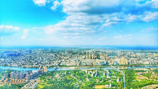 湖北省年轻的城市，设市至今只有20年，被誉为“鄂北明珠” 随州