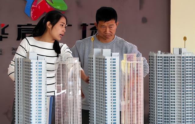 人口告别世界第一？二孩催生无效后，国家终于向住房出手了