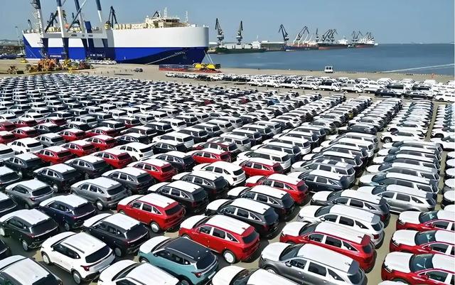 铁了心对付中国？暴跌58%，俄罗斯大幅加税，中国汽车出口骤降