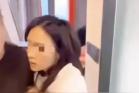 汕头黄院长当场被抓！现场画面曝光，女方身份揭晓，背后真相震惊图片