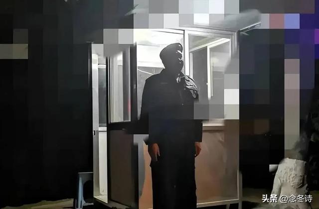 社保新规逼停保安招聘,60岁大爷成烫手山芋,物业经理该怎么办?