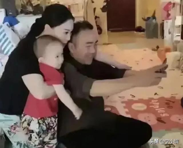 不知廉耻！杨少华头七刚过，被曝发妻小三同住的杨议竟更理直气壮
