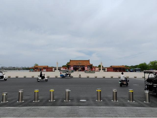 开封文旅持续红火，为何宋都御街却陷入冷清？