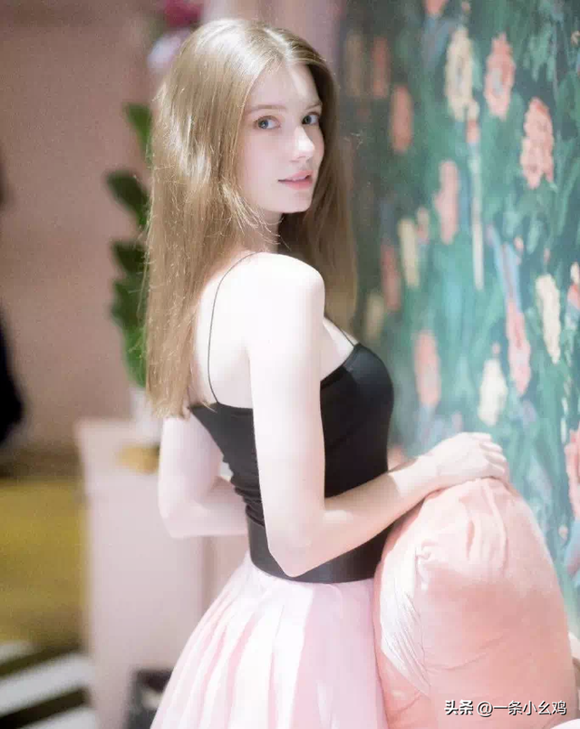 我和俄罗斯女友回她的老家，在西伯利亚大草原上，离贝加尔湖很近