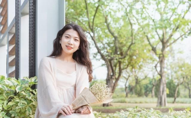 “征服”一个中年女人，不要送礼，也不要打电话，而是这样