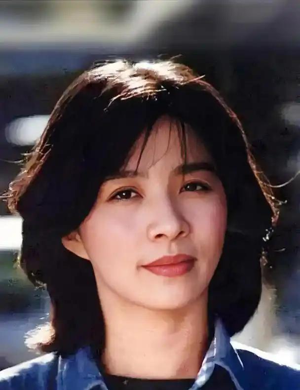 他们居然是夫妻，因戏生情恩爱41年，出演《生万物》终于红了！