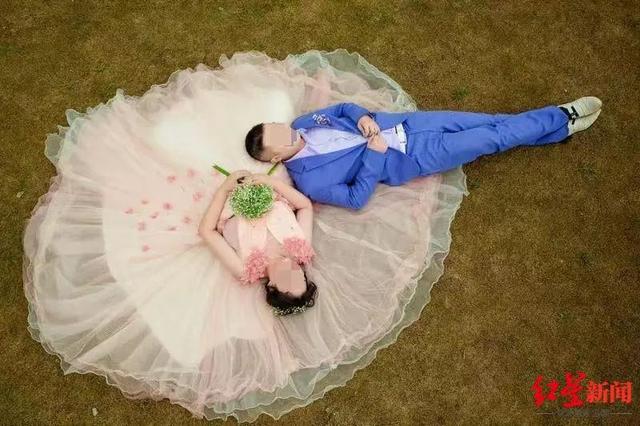 女子自称“军官”谈恋爱身份要保密，和男友恋爱8年见了四五次，拍婚纱照见父母、收60余万后“人间蒸发”