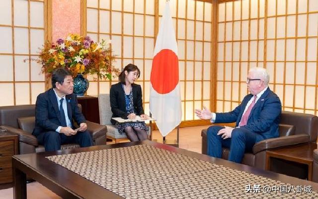 高市早苗等到了？新加坡要中国原谅日本，美国将钓鱼岛问题摆上桌