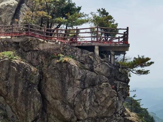 “天下无双圣境，世界第一仙山”的河南洛阳老君山