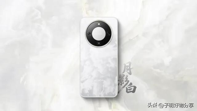 手机界哈士奇！8300mAh新机扛两天还活着，1399元价格让同行发抖
