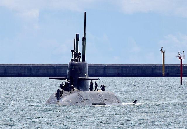 美军绝密报告泄露：介入台海必败？128亿航母47分钟沉没