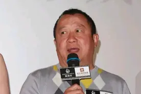 曾志伟的风流韵事，简直比电视剧还精彩，绯闻对象一个比一个年轻图片