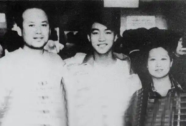 她竟然就是郭达的老婆！难怪郭达能上20次春晚，其实都和她有关
