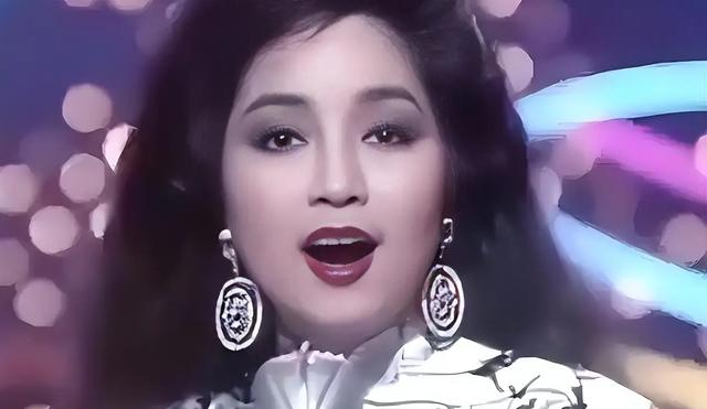 索尼音乐中华区首位艺人！从“雨神”到音乐巨擘	，萧敬腾实至名归