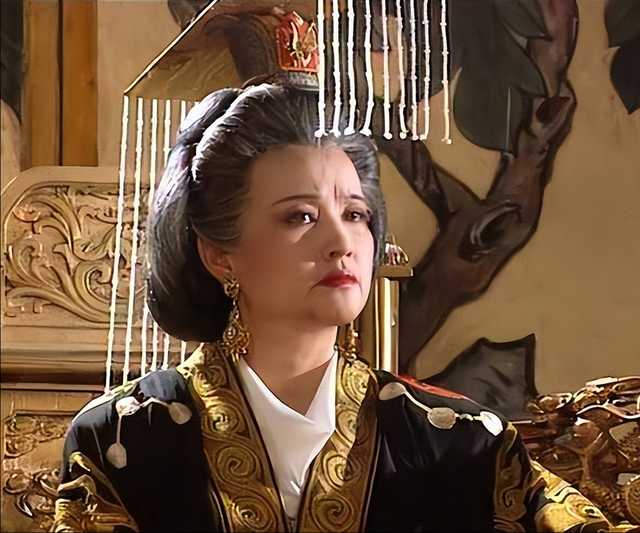 古代皇帝死后，新皇帝如何对待后宫3000小妈？方法现在人难以接受