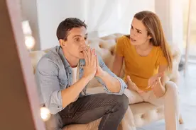 女生不主动，八成是没看上.心计大揭秘！成年人必须懂的幕后真相图片