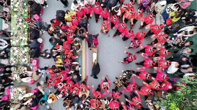 州 庆 ，去 绿 春 过 节 ！