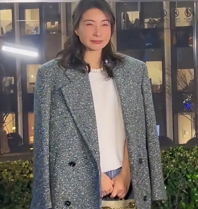 不装了！结婚10年后，章泽天彻底跟刘强东翻脸，郭晶晶当初没说错