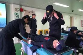 第三艘，万吨级远洋医院船！图片