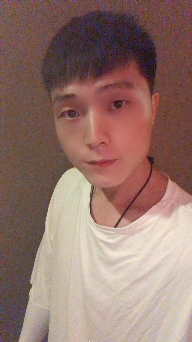 草根演员张艺洋：曾与李雪健合作，34岁被枪毙，成中国娱乐圈首例